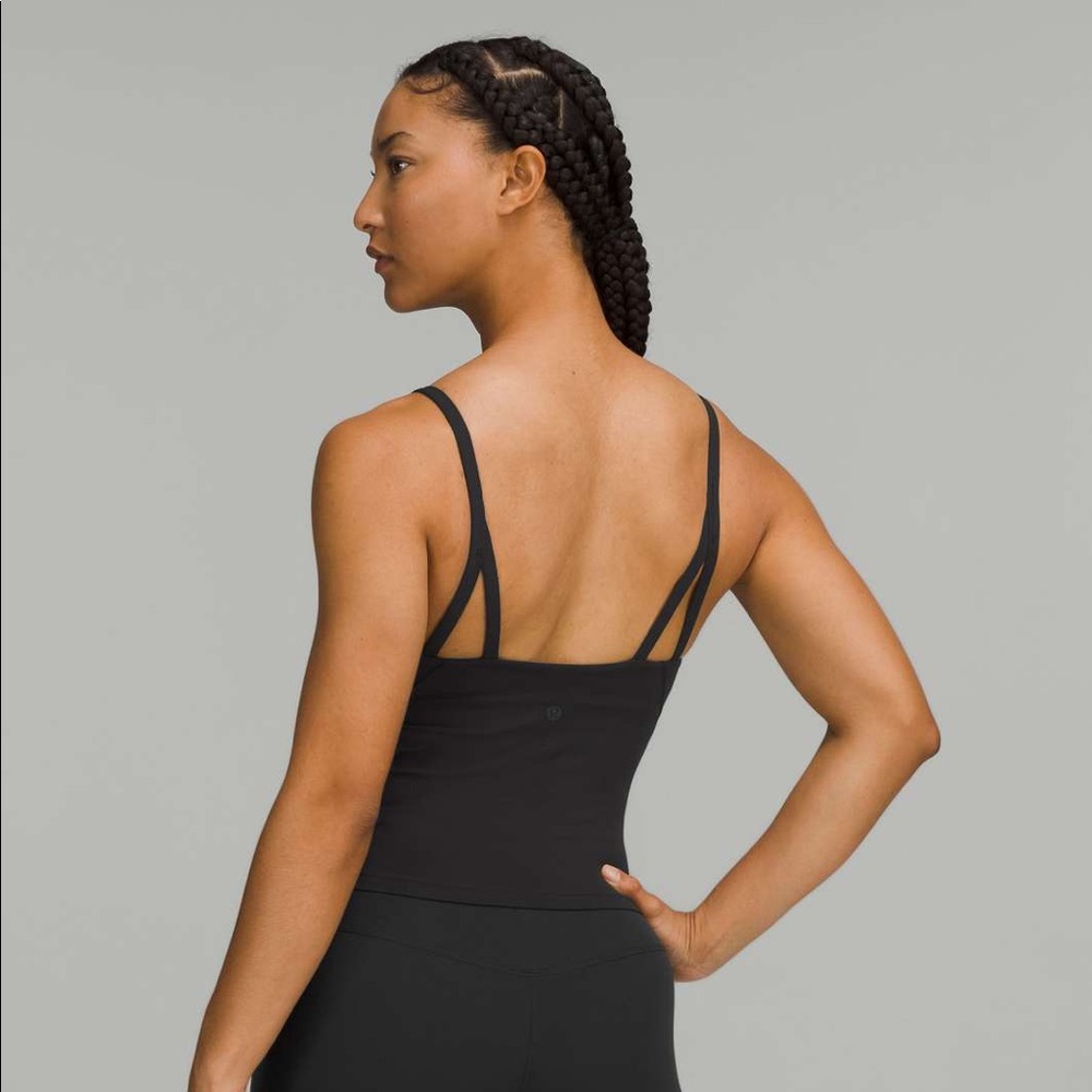Lululemon Strappy Nulu Shelf Tank Top 8 black